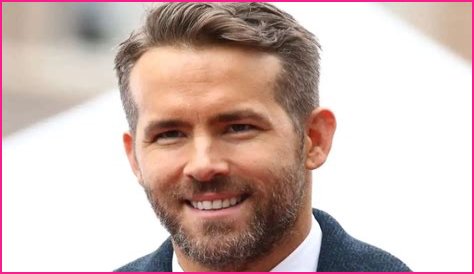 Ryan Reynolds Shares COVID-19 Warning For Fans While Joking About Celebrity Self-Importance
